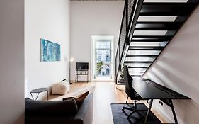Flh Intendente Industrial Mezzanine With Balcony